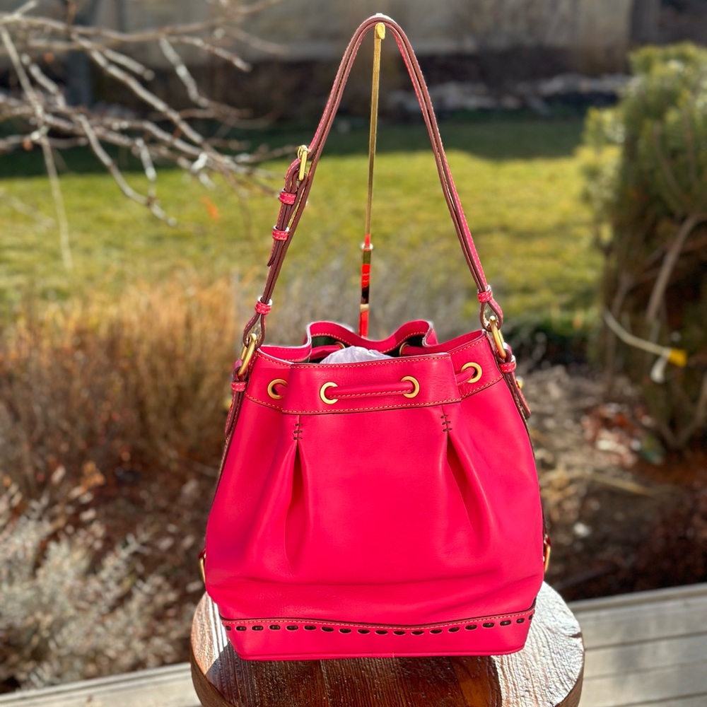 Dooney & Bourke Fuchsia Pink Florentine Whipstitch Bucket Drawstring Bag EEUC - Picture 10 of 11